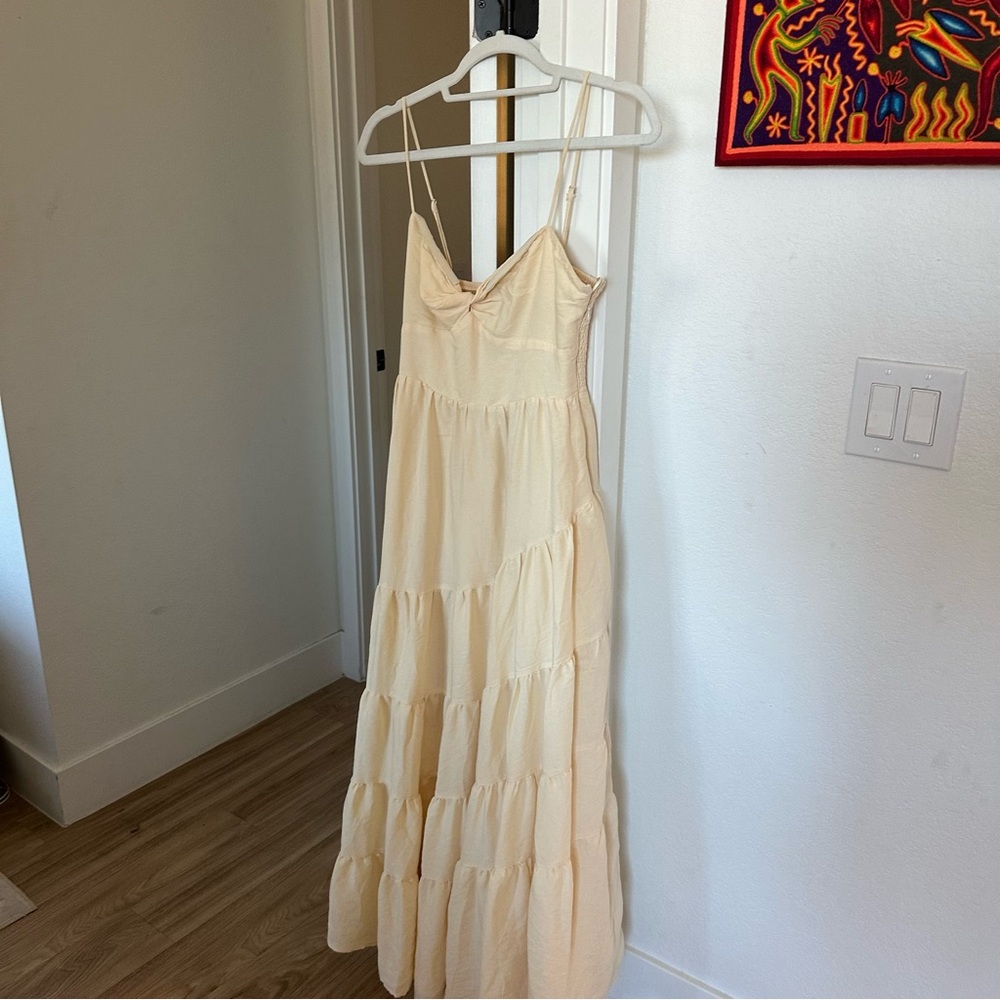 Chic Cream Maxi Dress with Spaghetti Straps